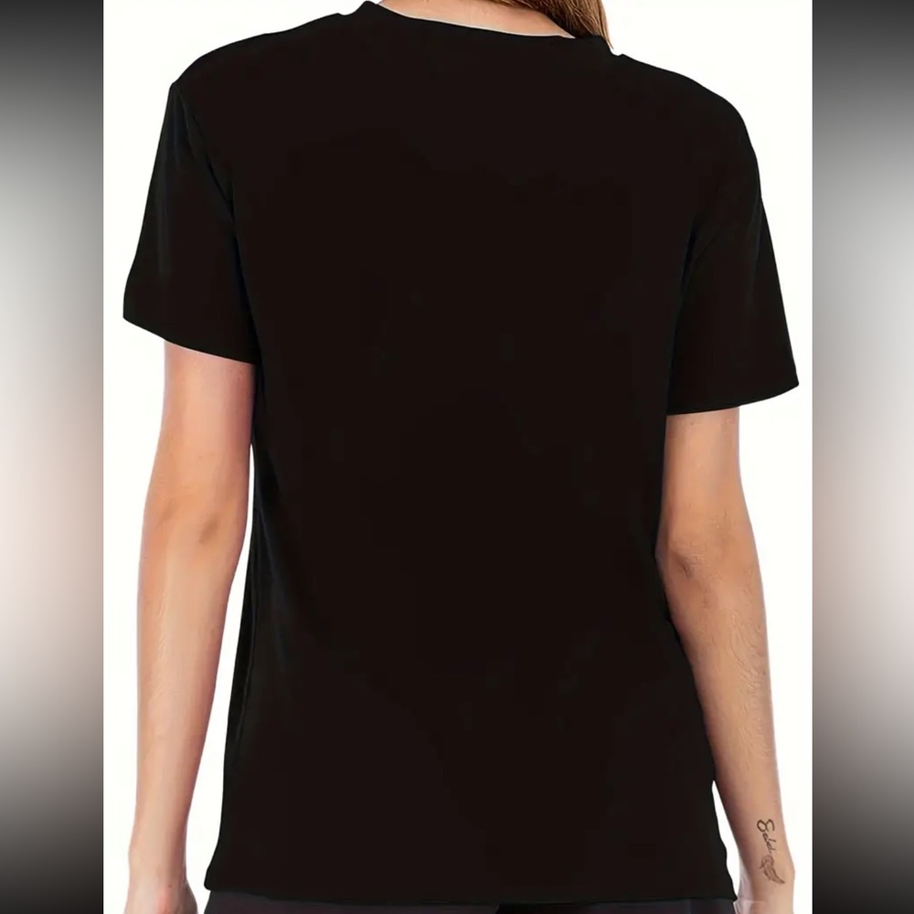 🆕 Tito’s Vodka Graphic & Letter Print Crew Neck T-Shirt - Black - Picture 2 of 5